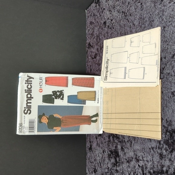 Simplicity 9336 One Hour Sewing Pattern Women's Skirt Sz RR 14-20 Unused - Picture 3 of 3